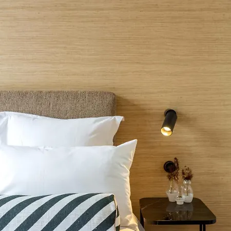 Habitat Parisien - Madeleine Galeries Lafayette * Paris