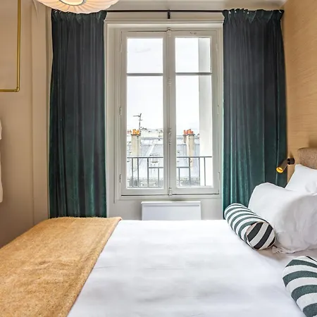 Habitat Parisien - Madeleine Galeries Lafayette Apartment *