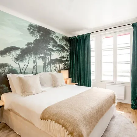 Habitat Parisien - Madeleine Galeries Lafayette Apartment Paris
