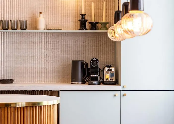 Habitat Parisien - Madeleine Galeries Lafayette Apartment
